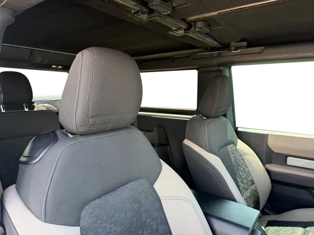Used 2021 Ford Bronco Wildtrak AWD/4WD image 28