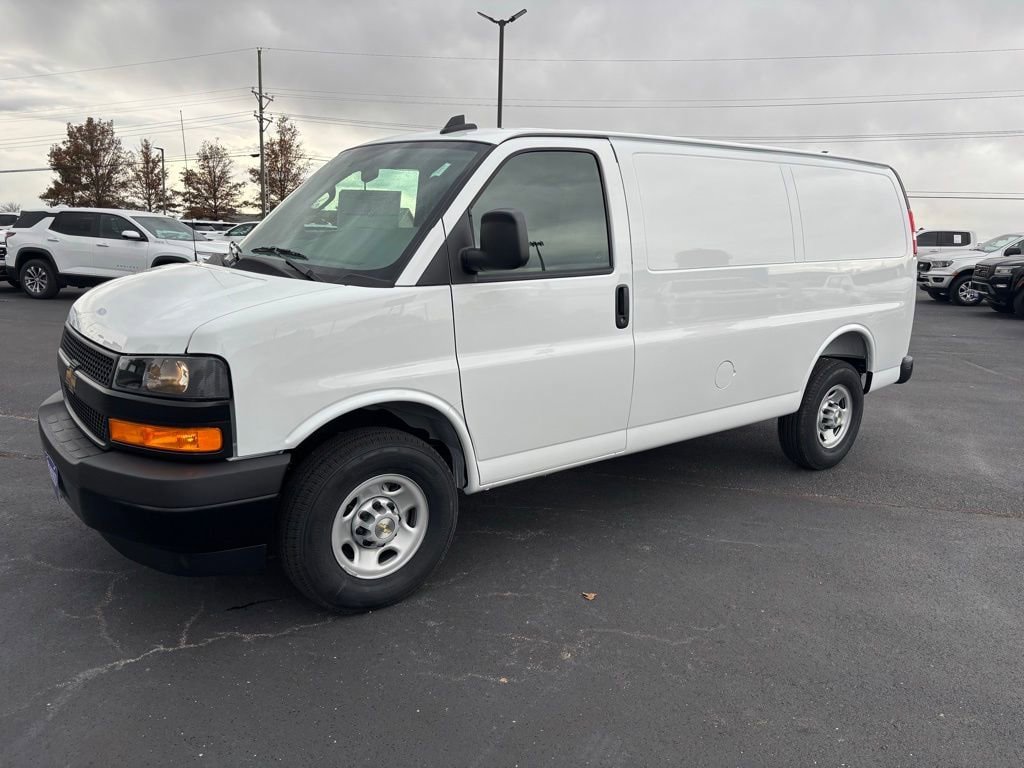 New 2025 Chevrolet Express 2500 w/ Driver Convenience Package RWD image 8
