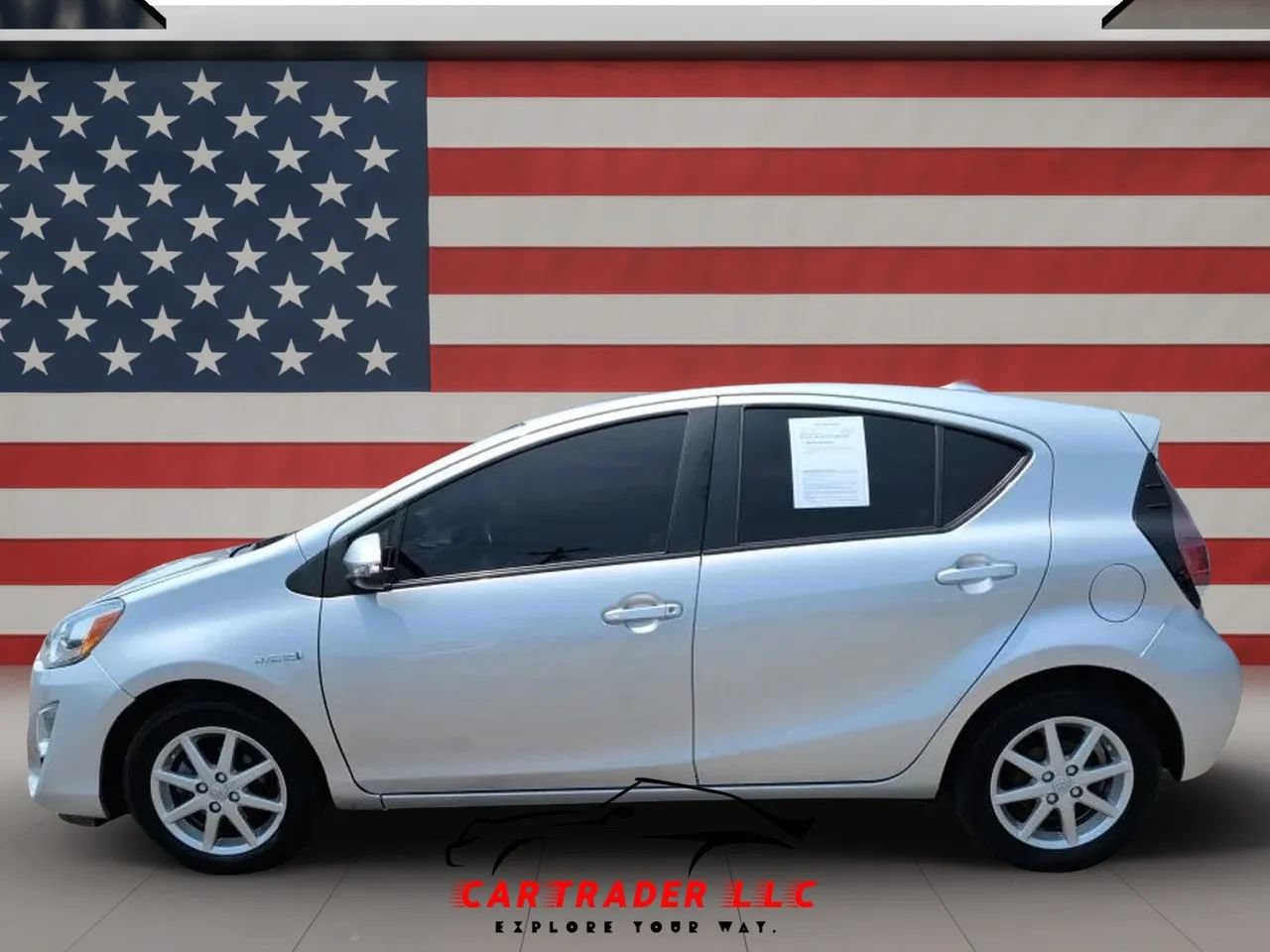 Used 2015 Toyota Prius C Four FWD image 3