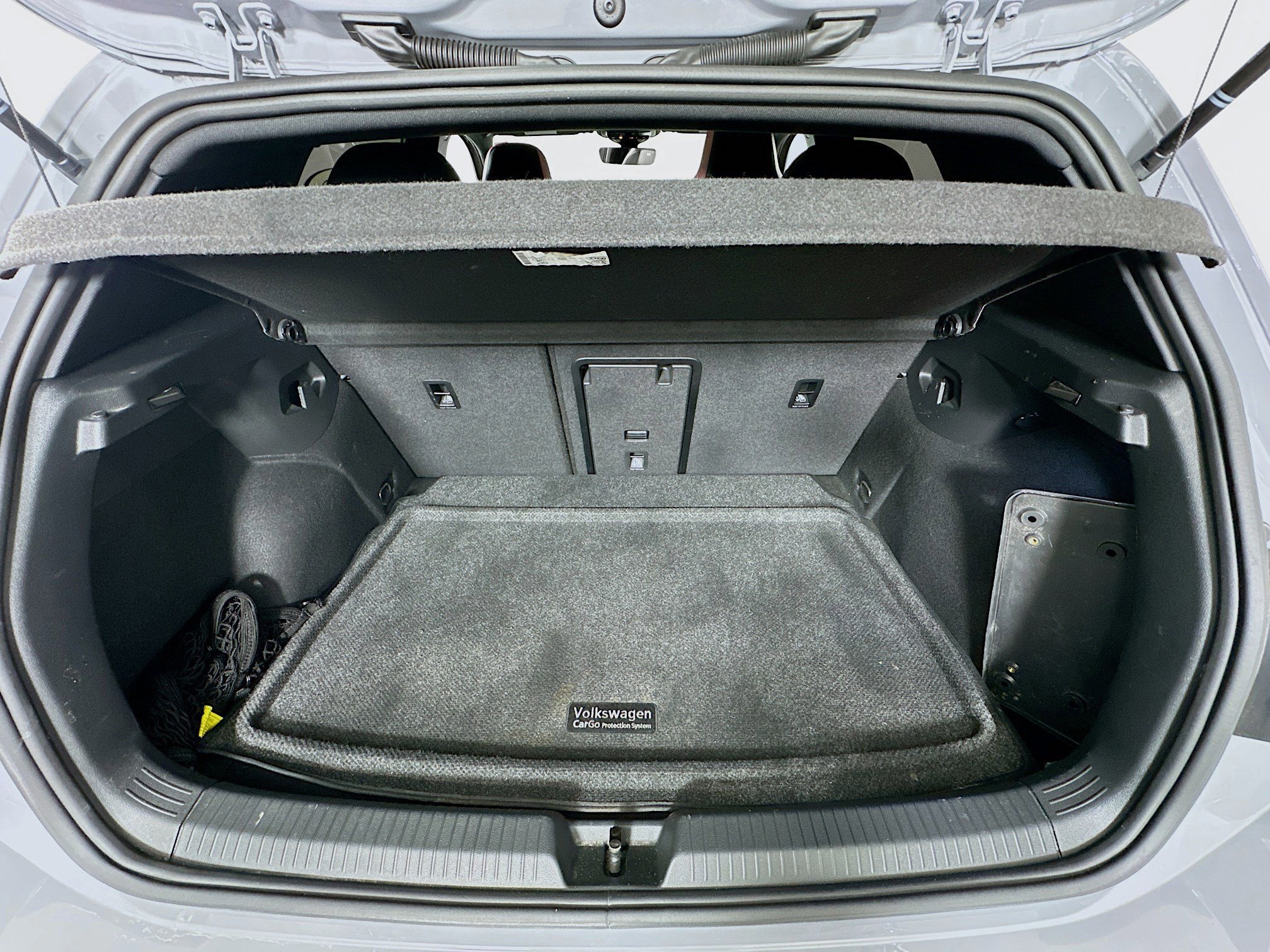 Used 2024 Volkswagen GTI SE w/ SE Leather Seats Package image 25