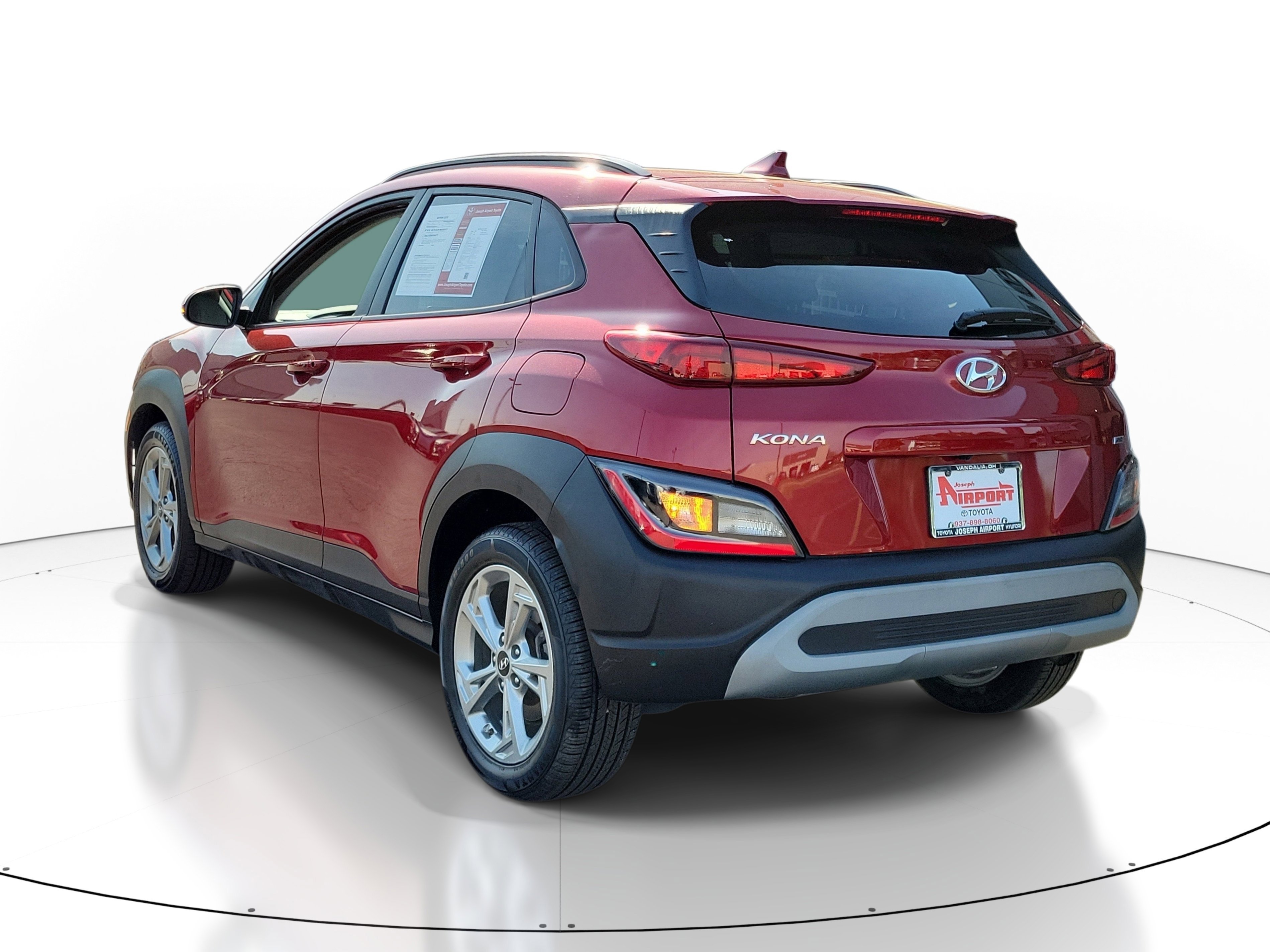 Used 2023 Hyundai Kona SEL w/ Cargo Package AWD/4WD image 3