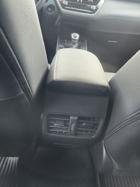 Used 2026 Toyota Corolla Cross XLE w/ Convenience Package FWD image 21