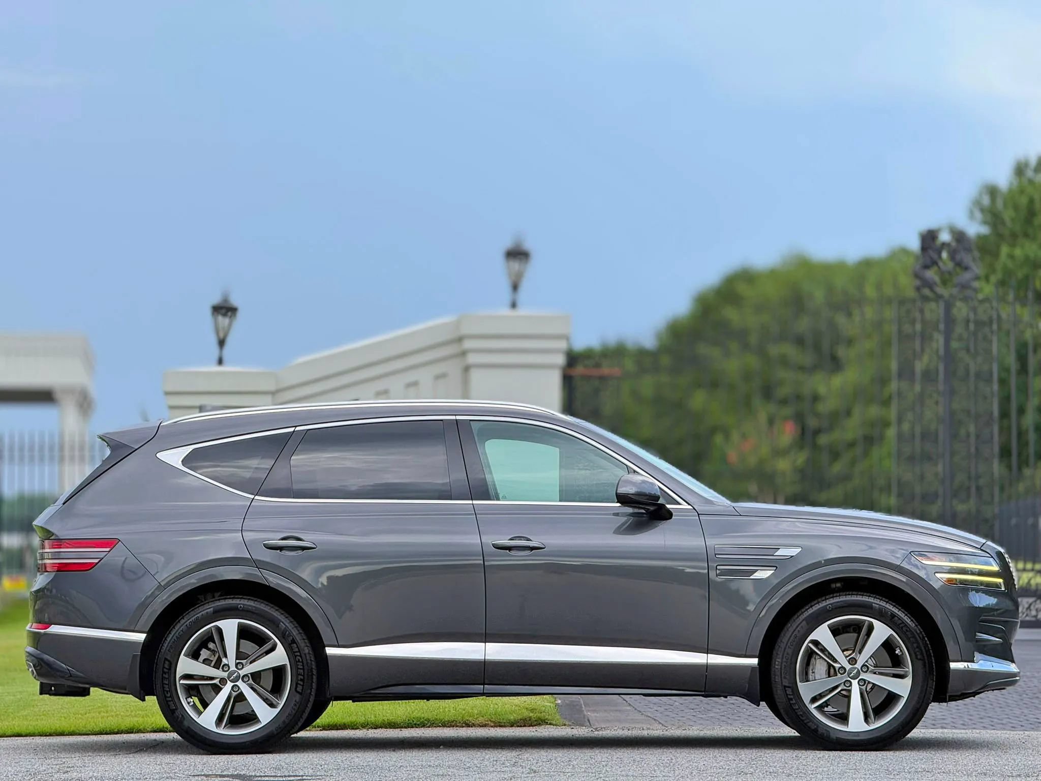 Used 2021 Genesis GV80 3.5T AWD/4WD image 6