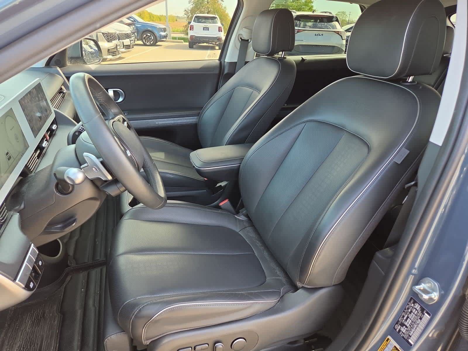 Used 2023 Hyundai Ioniq 5 Limited AWD/4WD image 14