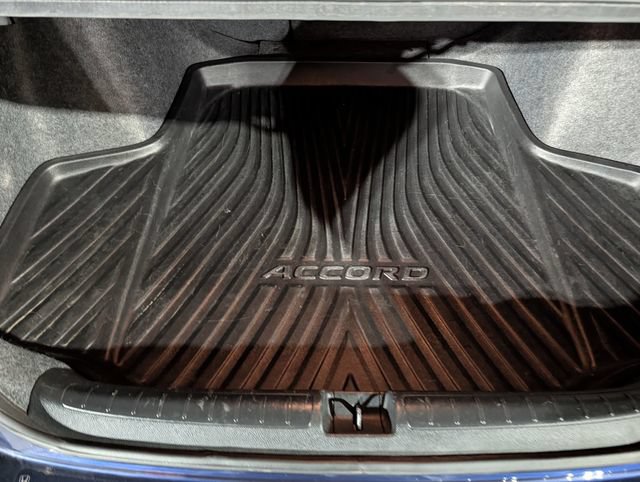 Used 2019 Honda Accord Touring image 29