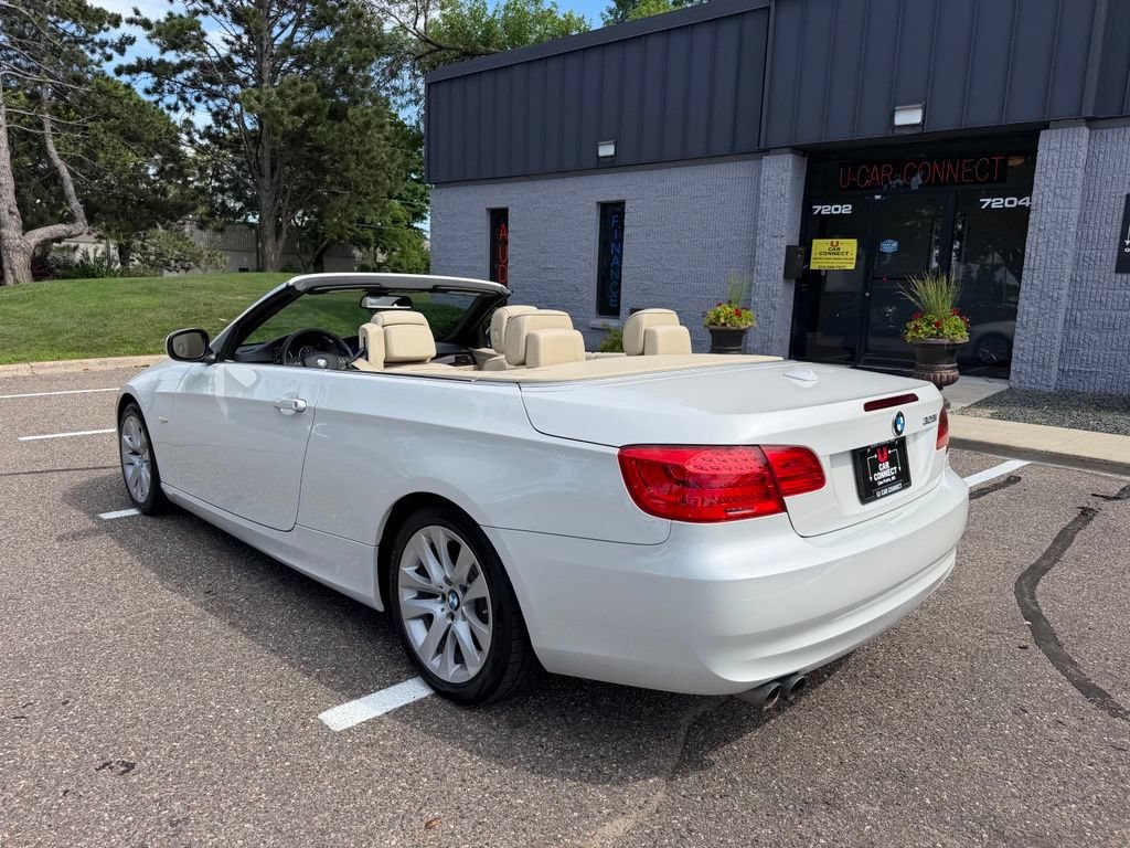 Used 2012 BMW 328i Convertible RWD image 23