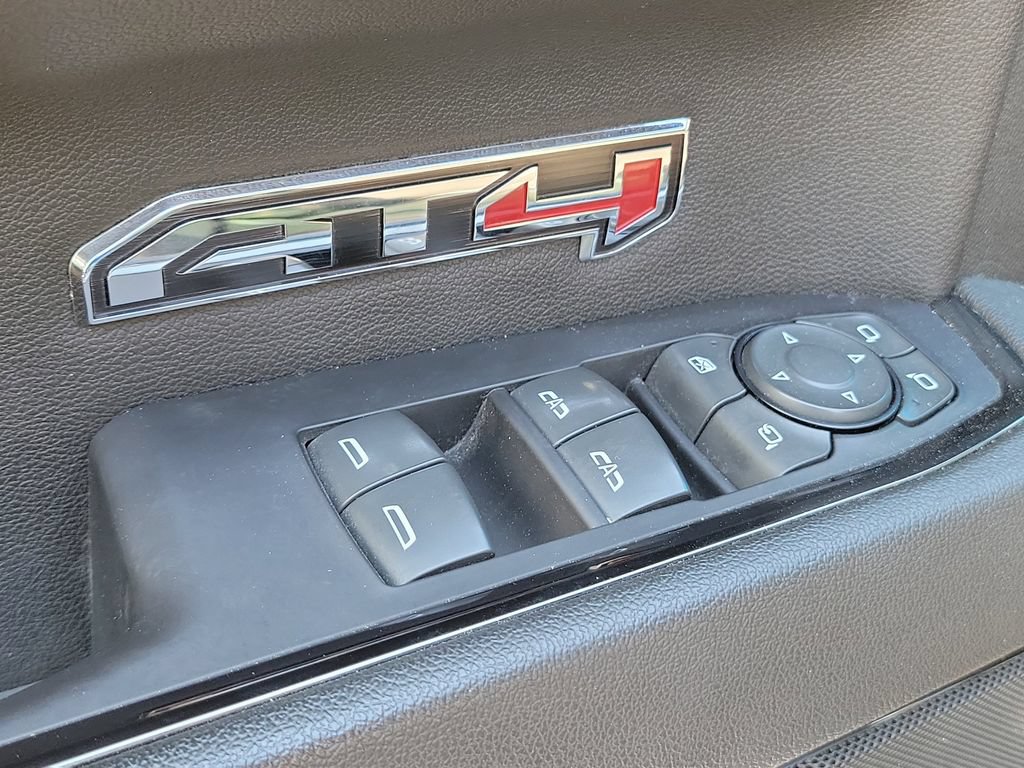 Used 2022 GMC Sierra 1500 AT4 w/ AT4 Preferred Package AWD/4WD image 22