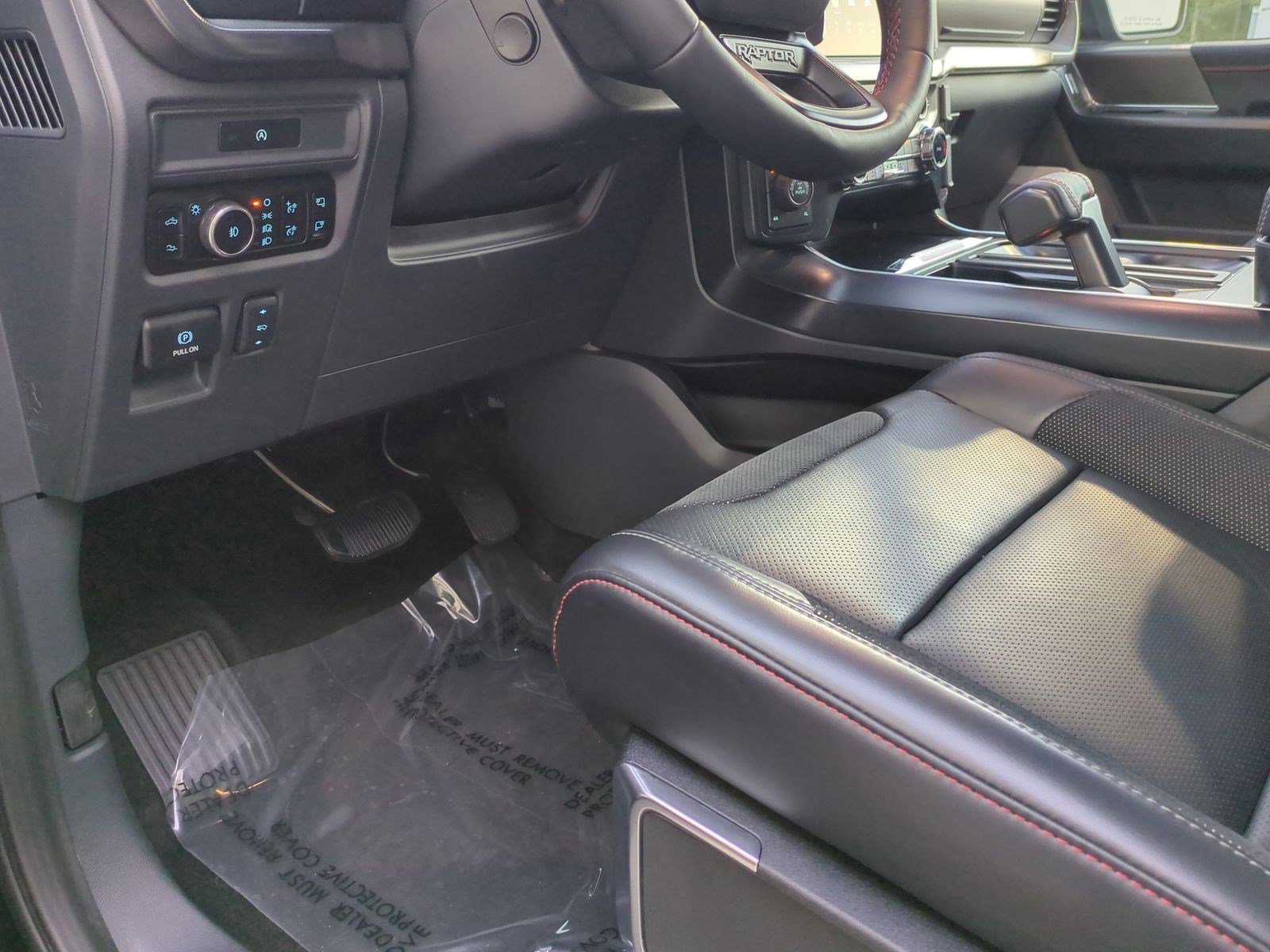 Used 2025 Ford F150 Raptor image 17