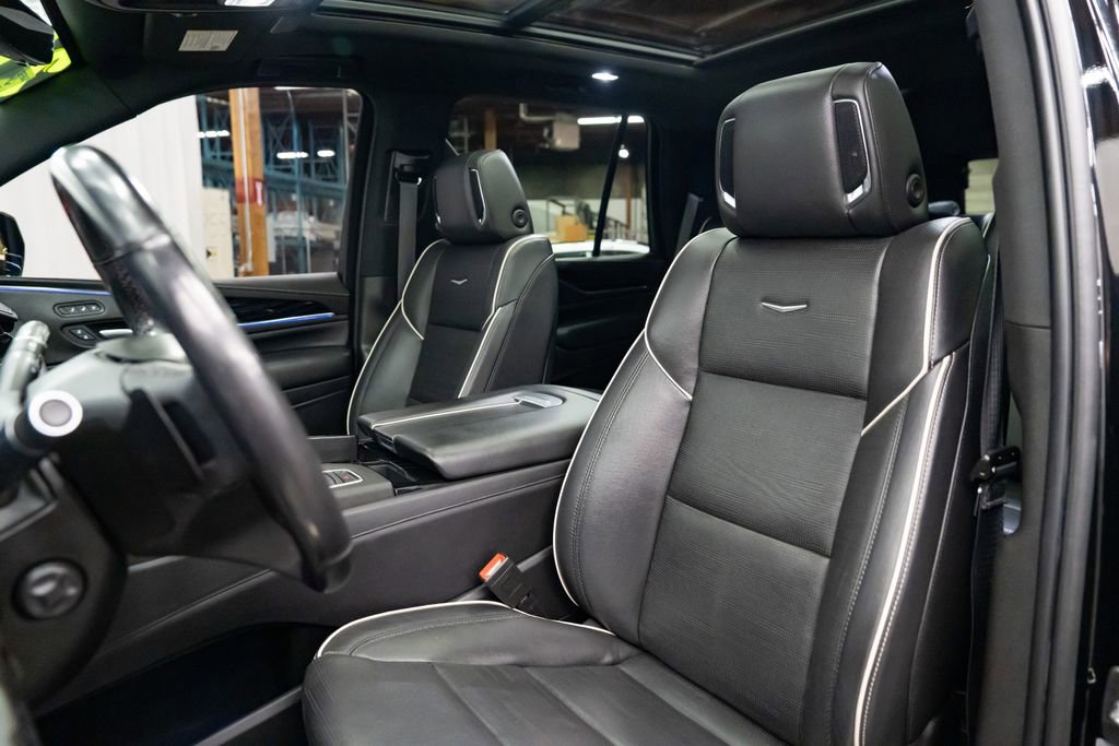 Used 2021 Cadillac Escalade Sport AWD/4WD image 26