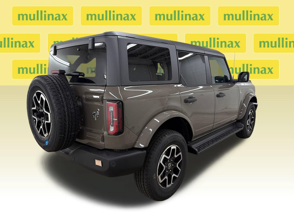 New 2026 Ford Bronco Outer Banks AWD/4WD image 3
