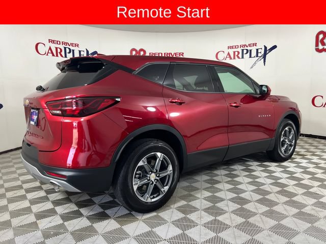 Used 2025 Chevrolet Blazer LT AWD/4WD image 8