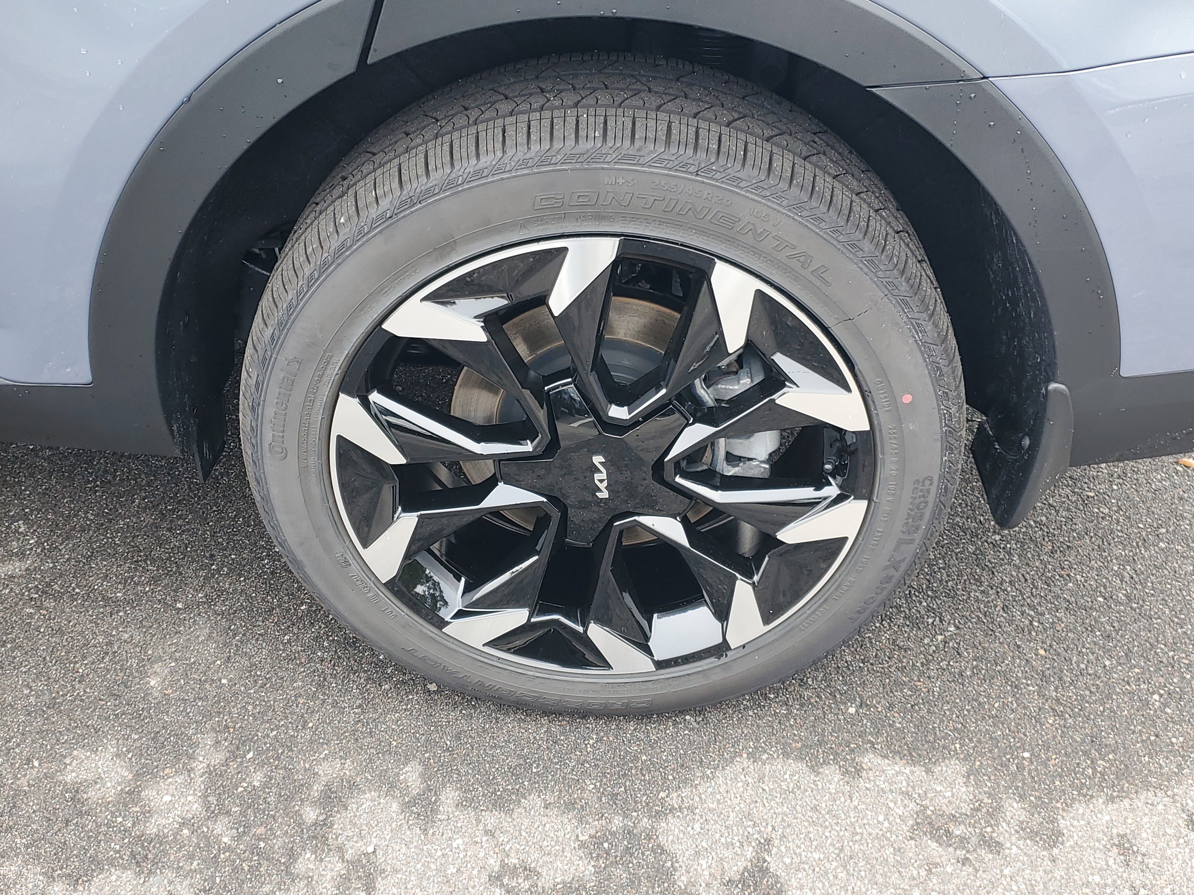 Certified 2025 Kia Sorento EX w/ Panoramic Sunroof Package image 41