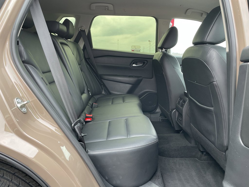 Certified 2024 Nissan Rogue SL image 24