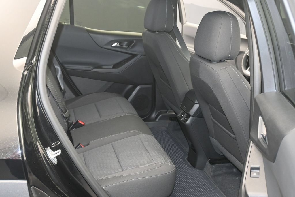 Certified 2025 Chevrolet Equinox LT w/ Safety and Technology Package AWD/4WD image 12
