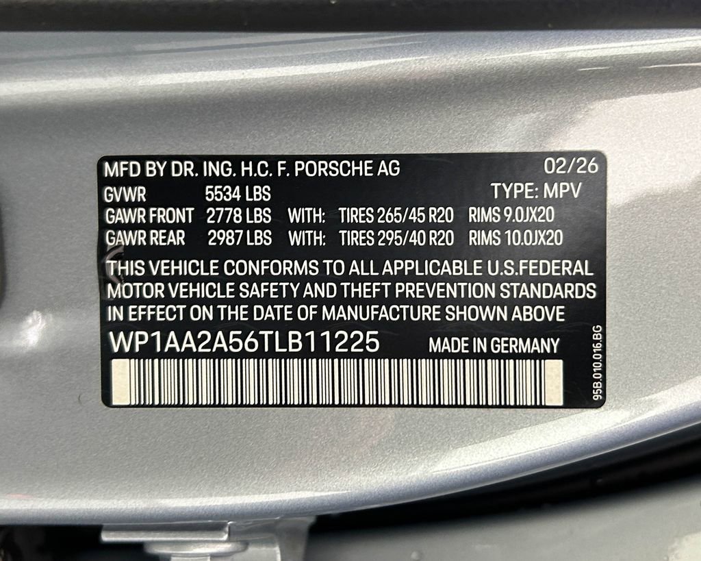 New 2026 Porsche Macan AWD/4WD image 31