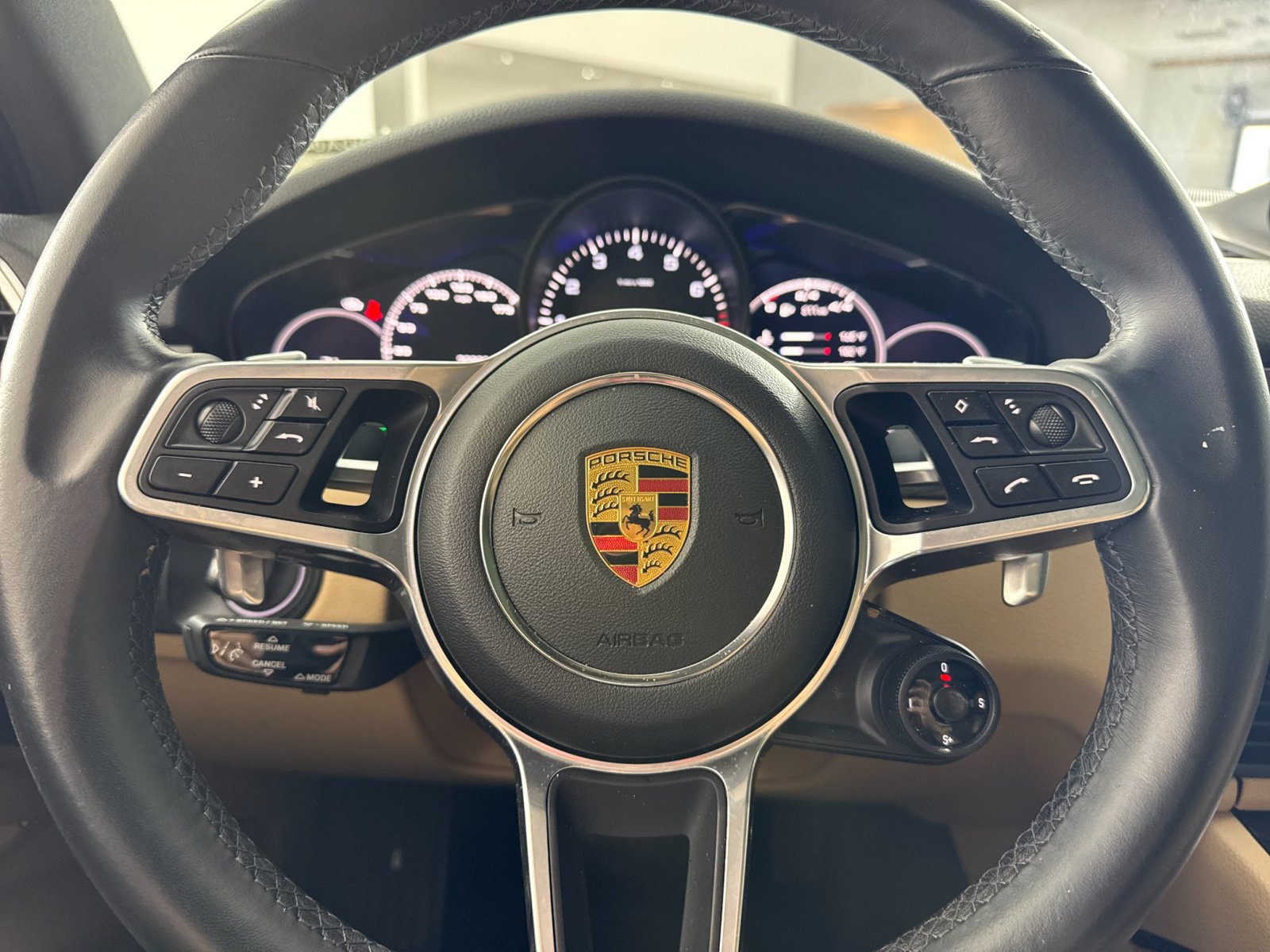 Certified 2023 Porsche Cayenne AWD/4WD image 24
