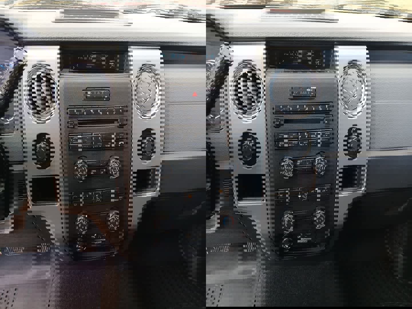 Used 2011 Ford F150 XLT w/ XLT Chrome Pkg AWD/4WD image 36