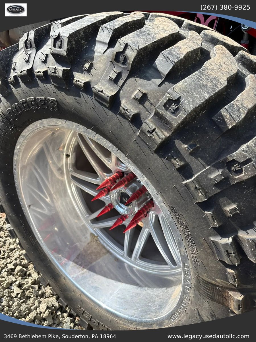 Used 2017 Nissan Titan SV AWD/4WD image 15