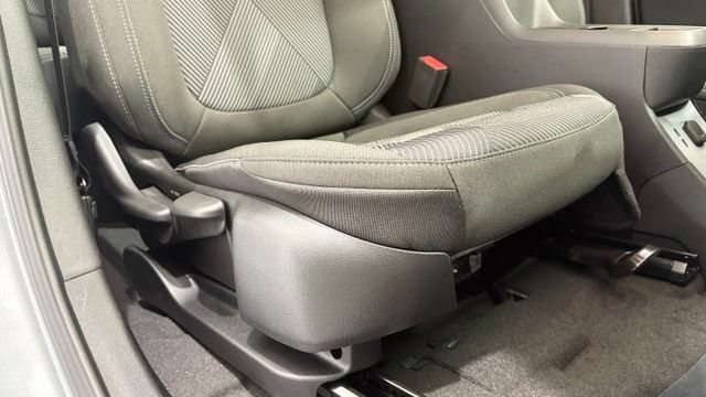 New 2027 Chevrolet Bolt LT w/ Comfort Package FWD image 20