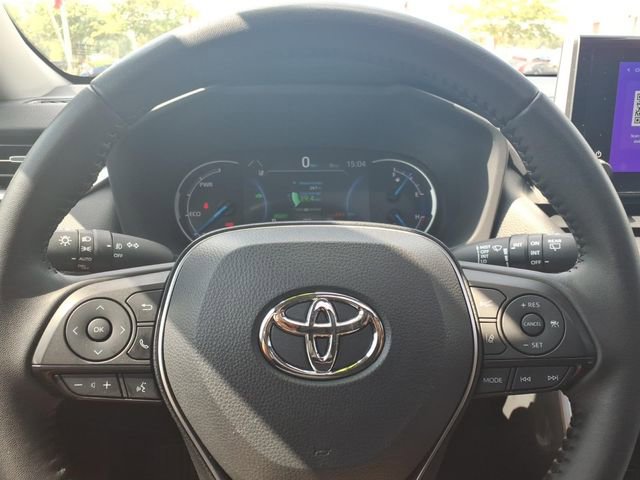 Used 2025 Toyota RAV4 XLE Premium AWD/4WD image 22