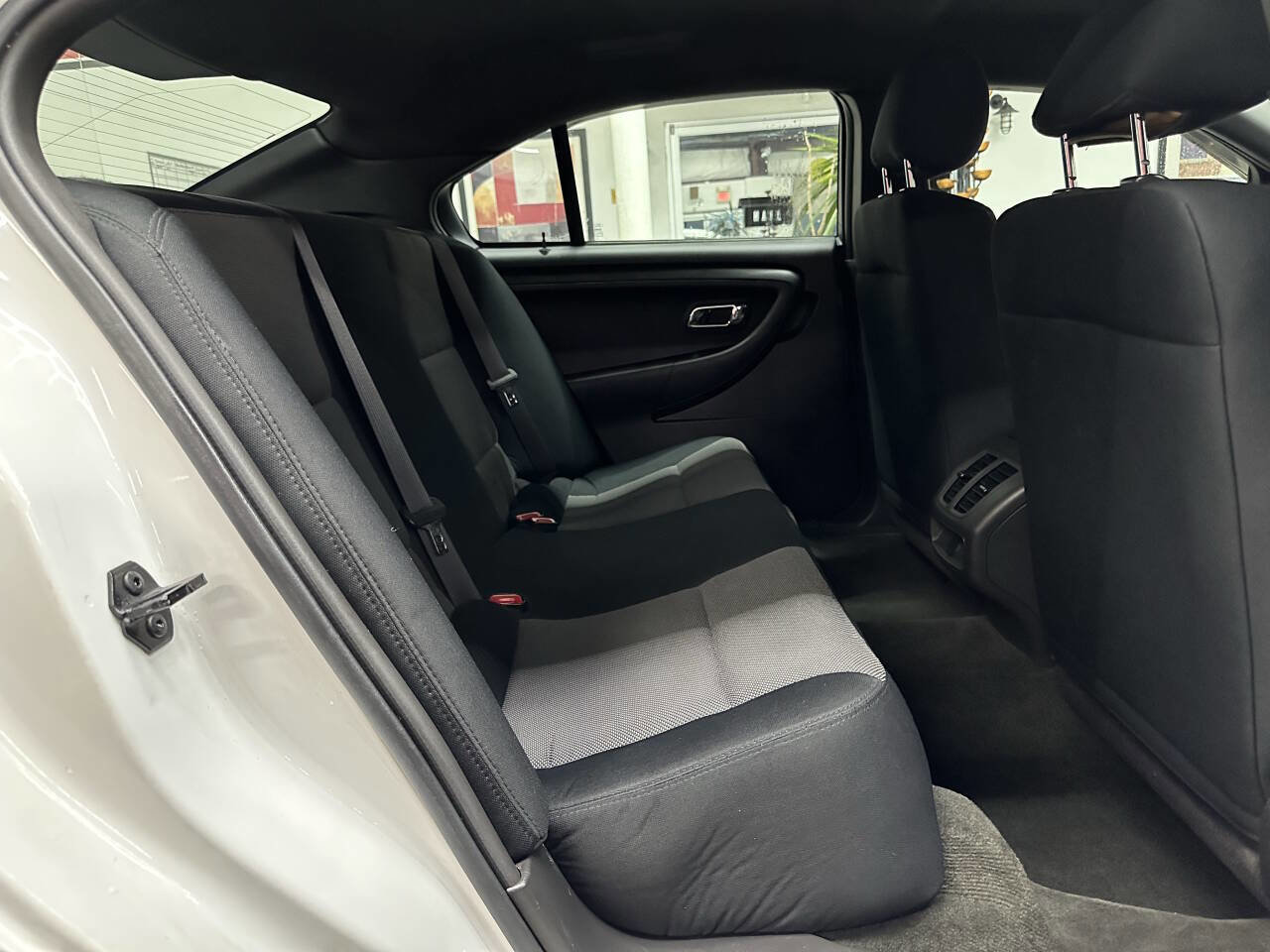 Used 2013 Ford Taurus Police Interceptor AWD w/ Police Interior Upgrade Pkg image 15