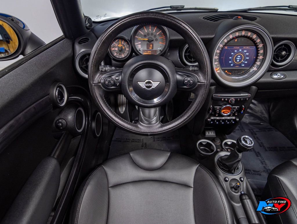 Used 2015 MINI Cooper S image 13