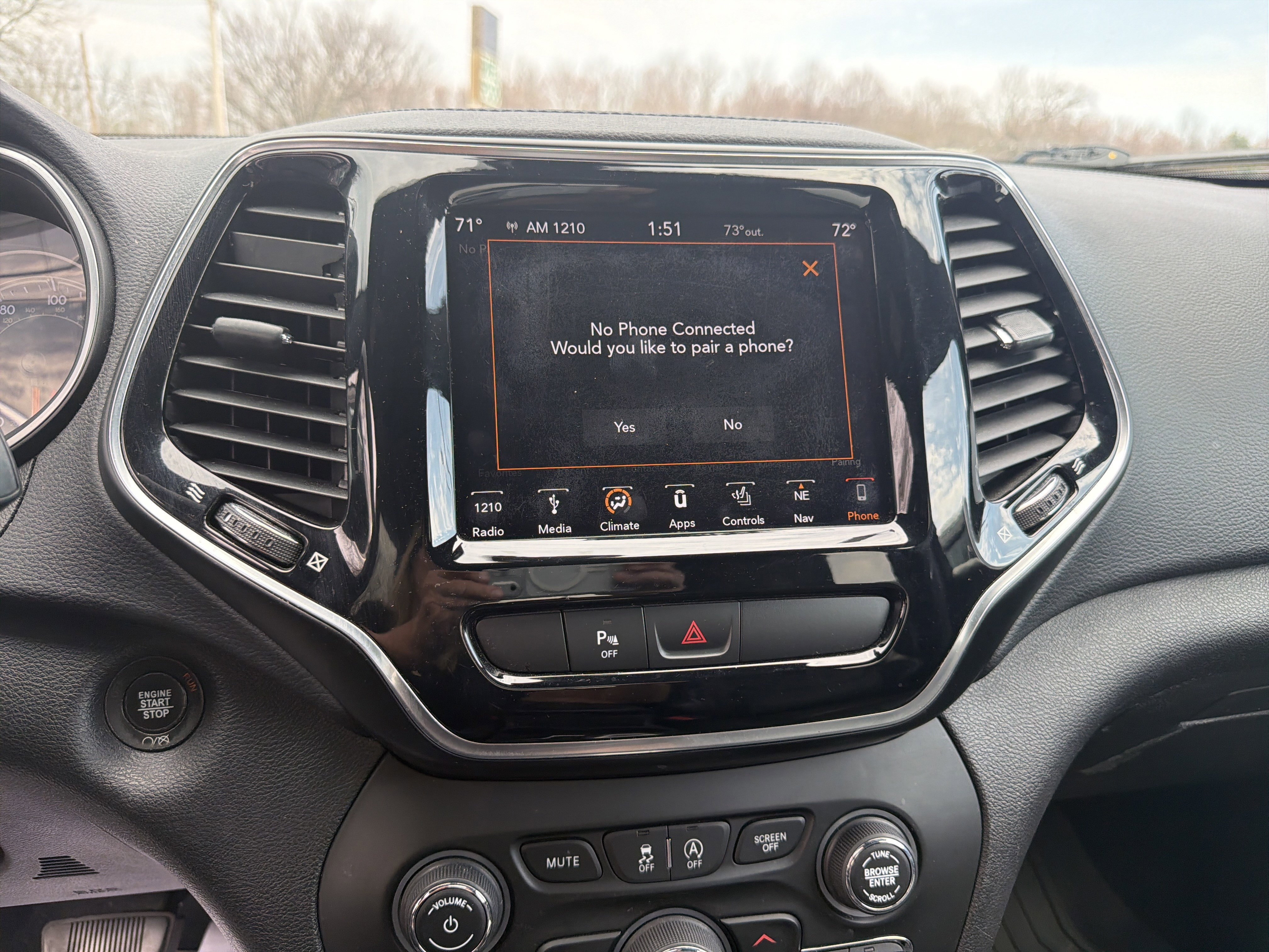 Certified 2019 Jeep Cherokee High Altitude image 28