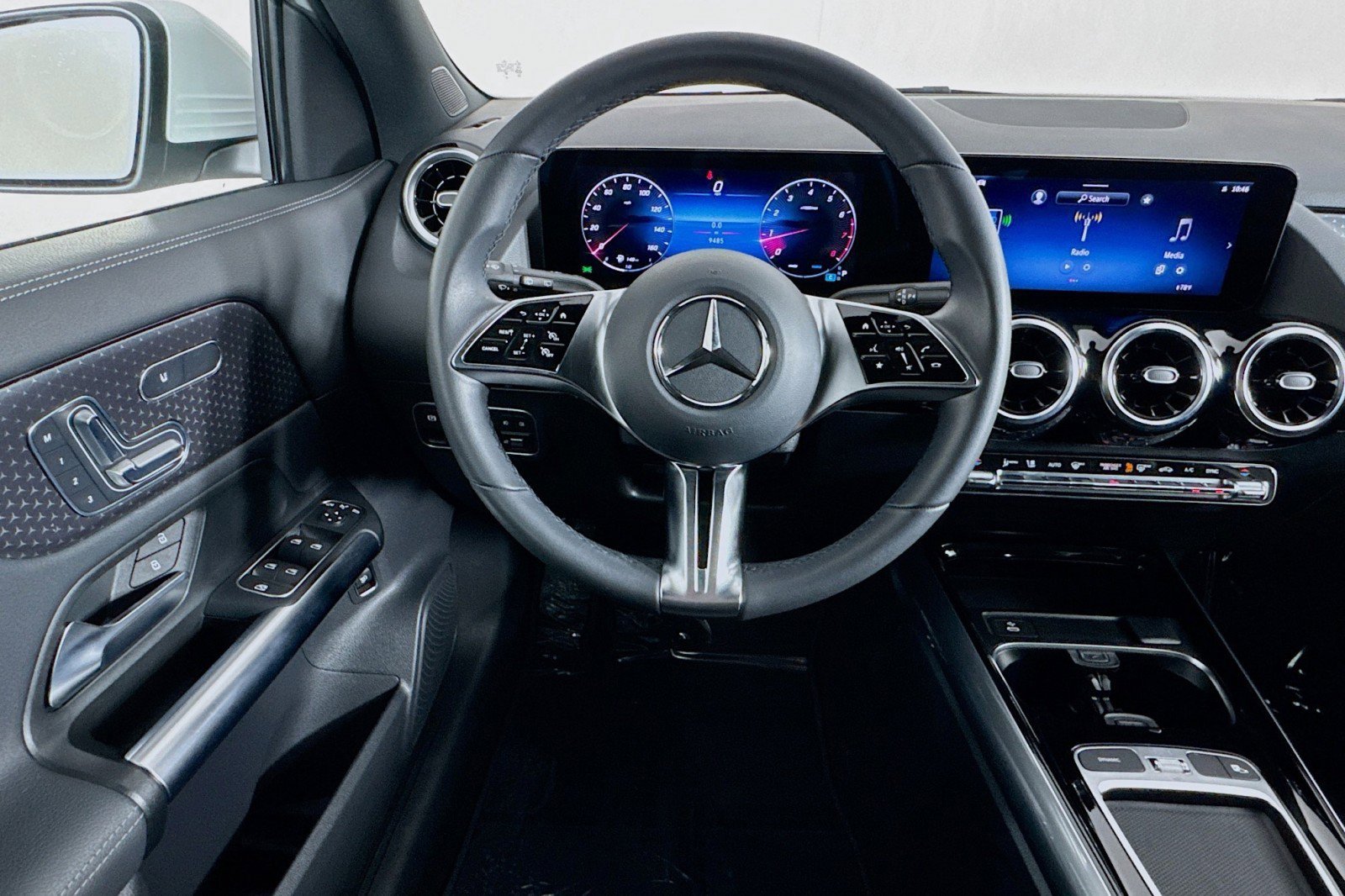 Certified 2026 Mercedes-Benz GLA 250 4MATIC image 5