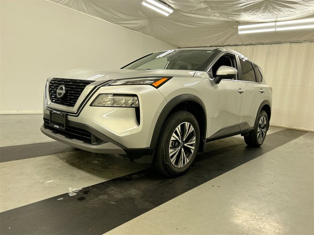 Used 2023 Nissan Rogue SV image 7
