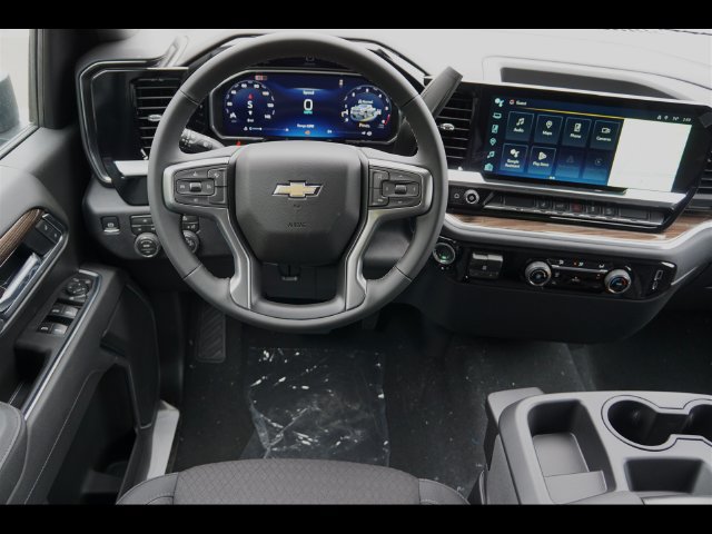 New 2026 Chevrolet Silverado 2500 LT w/ Z71 Off-Road Package AWD/4WD image 5