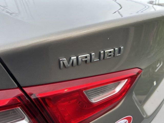 Used 2017 Chevrolet Malibu LT image 45