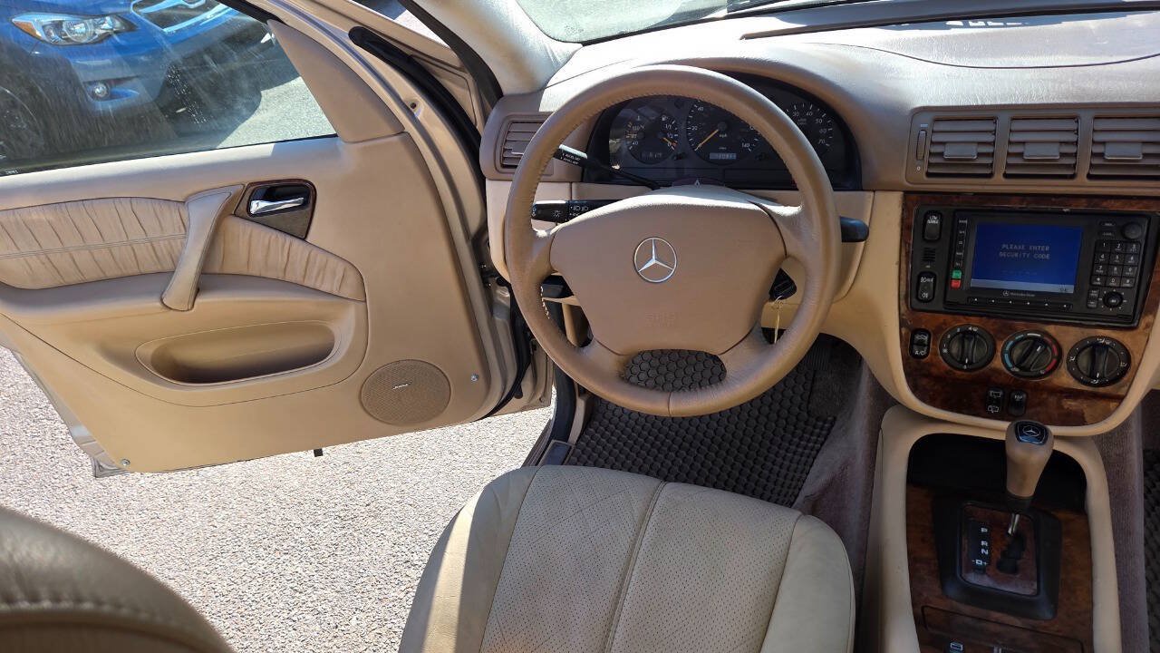 Used 2001 Mercedes-Benz ML 320 4MATIC image 36