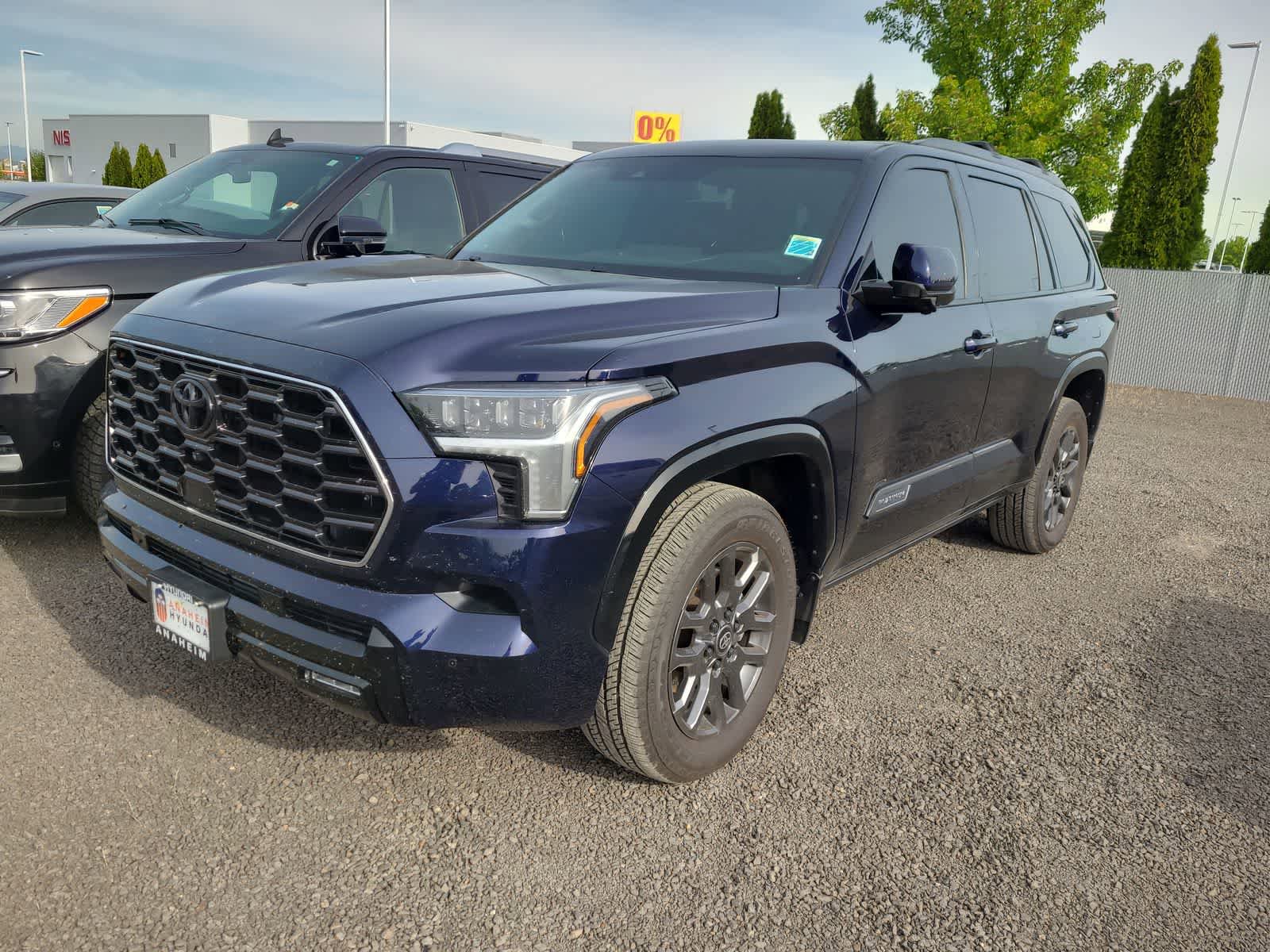 Used 2025 Toyota Sequoia Platinum AWD/4WD image 1