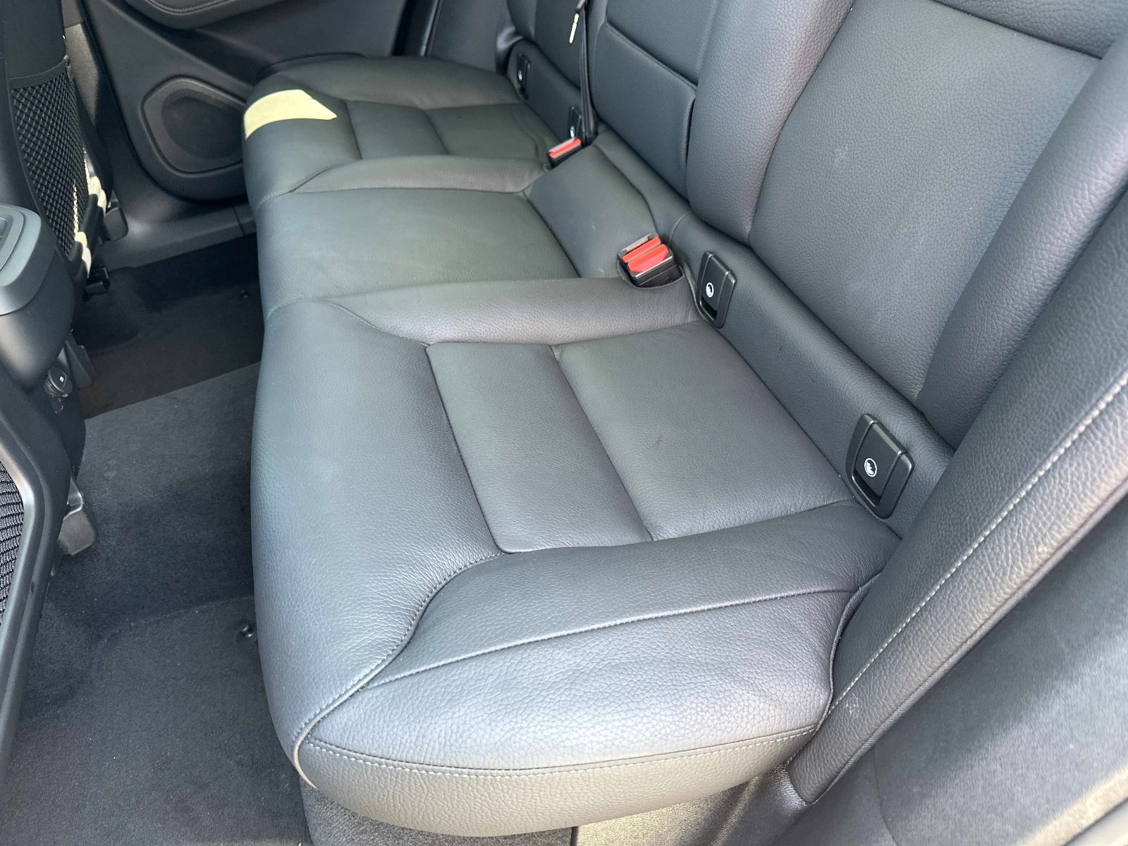 Certified 2025 Volvo XC60 B5 Plus image 13