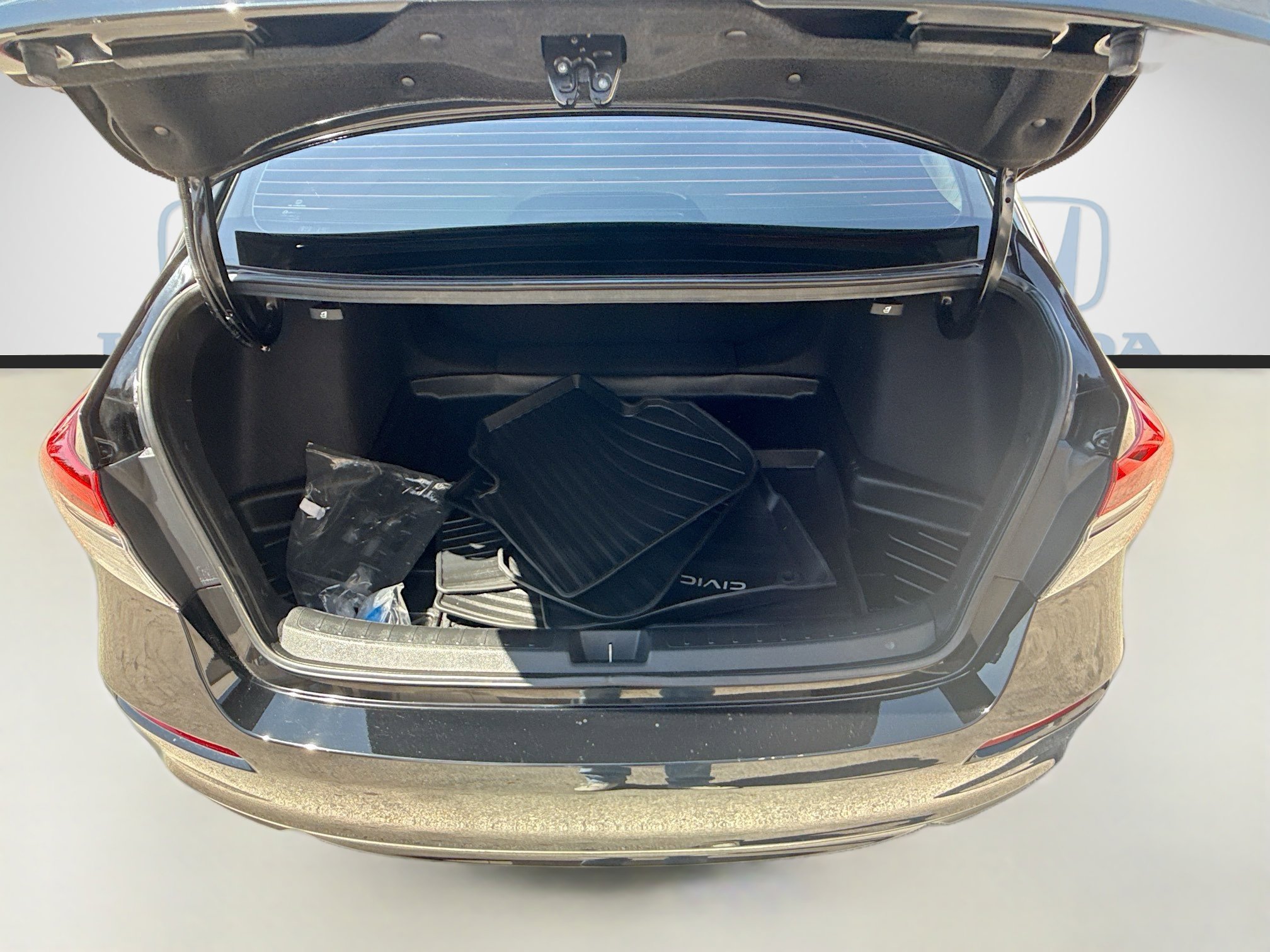 Used 2024 Honda Civic EX image 25