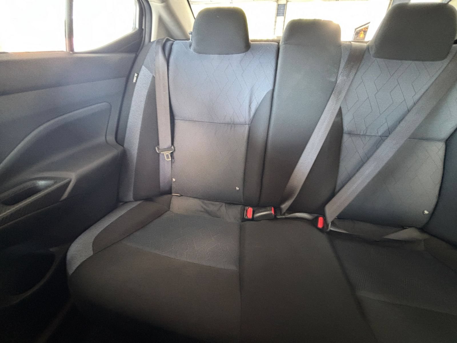 Used 2025 Nissan Versa SV FWD image 37
