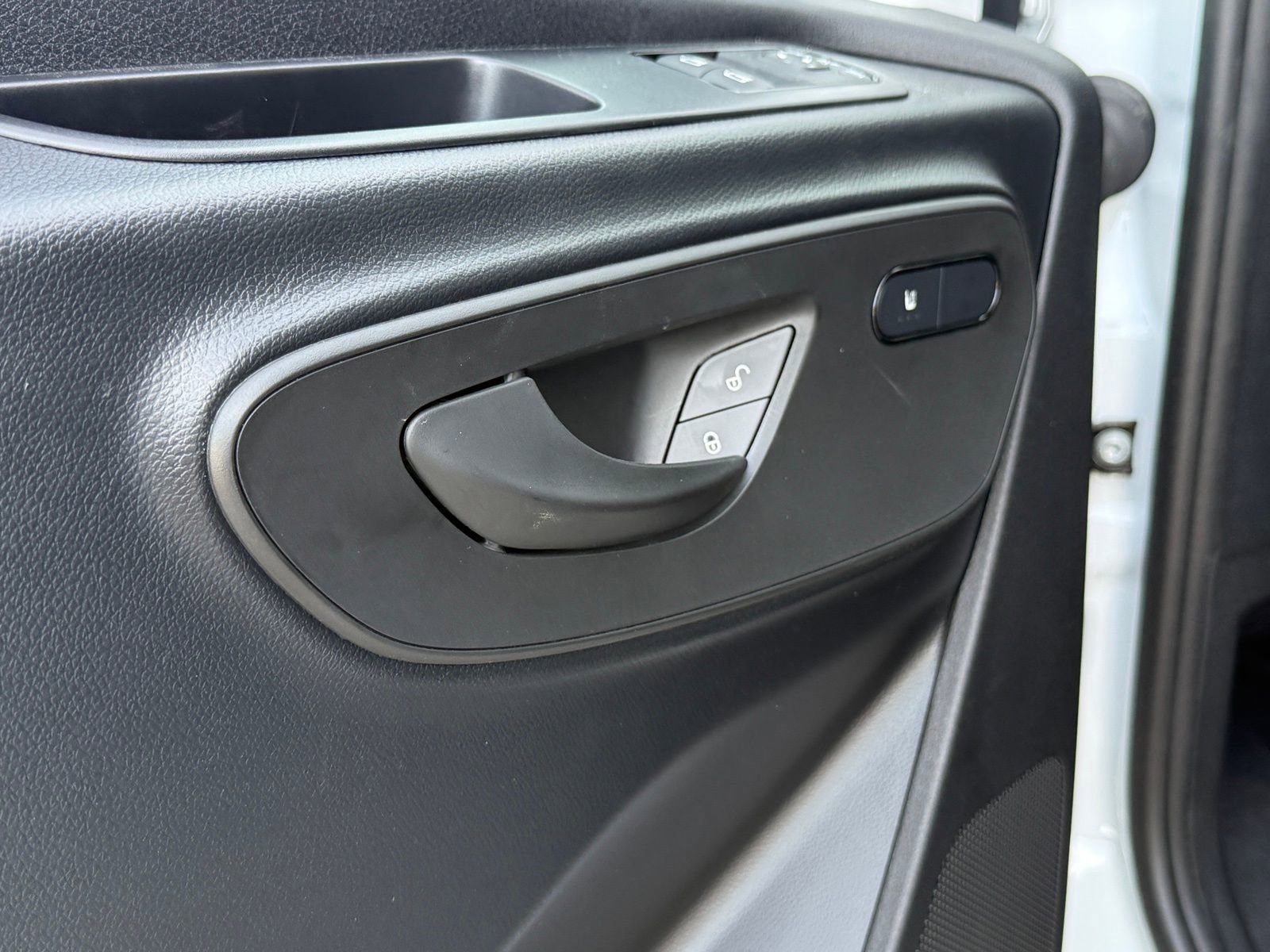 New 2025 Mercedes-Benz Sprinter 2500 image 21