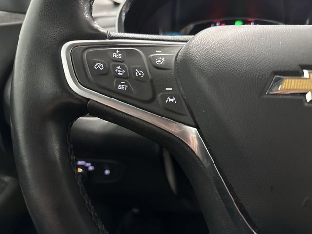 Used 2023 Chevrolet Equinox Premier image 12