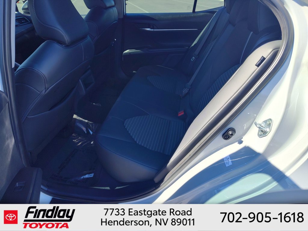 Used 2024 Toyota Camry SE FWD image 9
