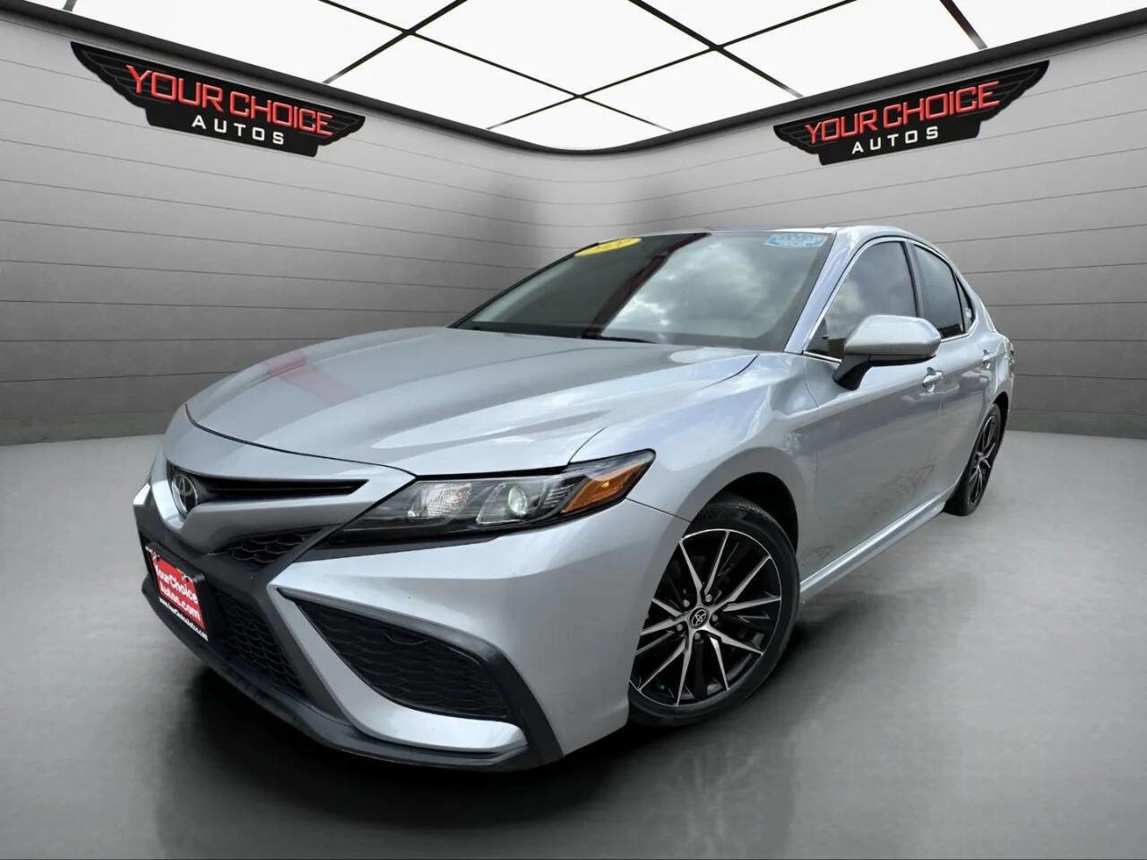 Used 2021 Toyota Camry SE