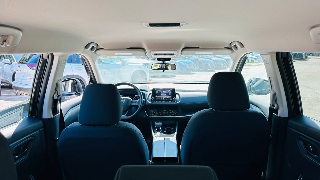 New 2026 Nissan Rogue S image 28