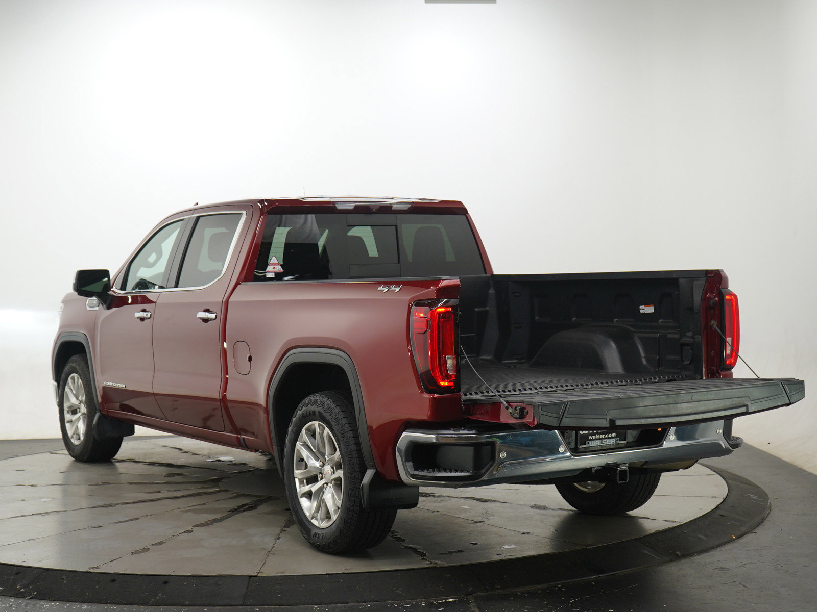 Used 2020 GMC Sierra 1500 SLT w/ SLT Premium Plus Package image 11