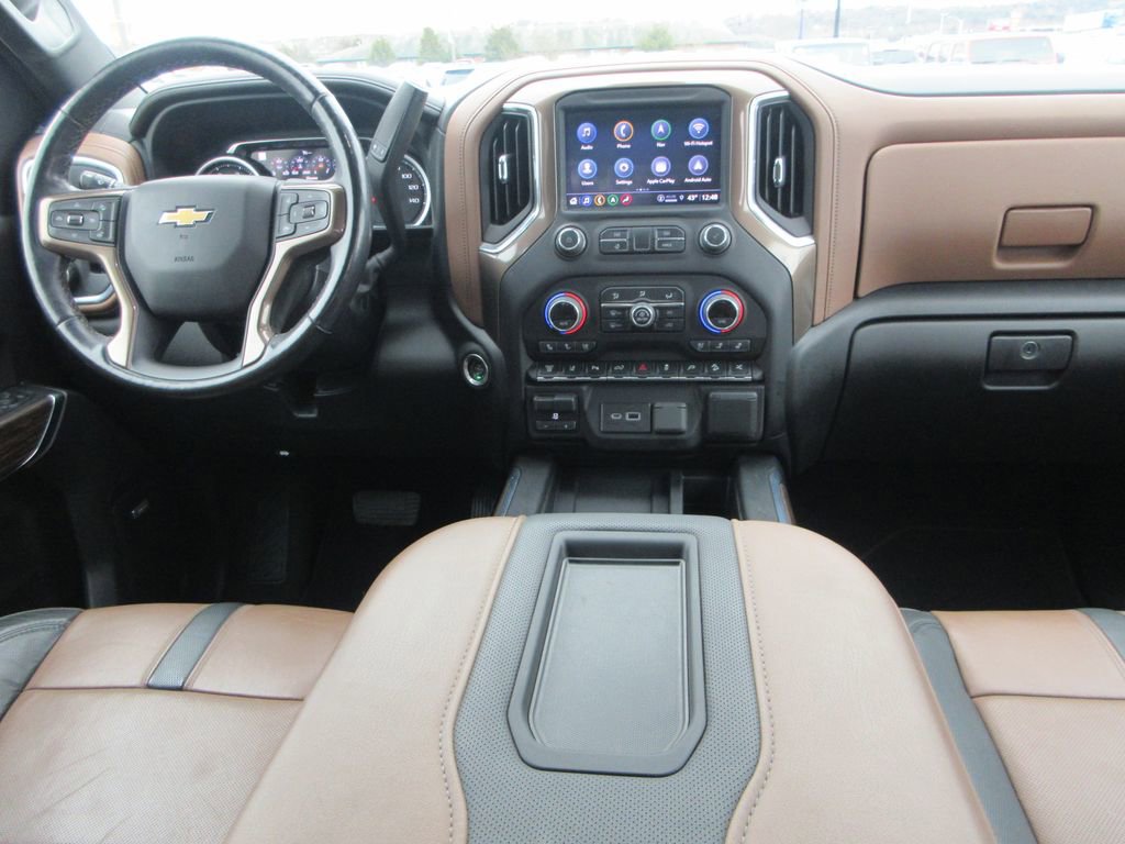 Certified 2022 Chevrolet Silverado 3500 High Country w/ Safety Package II image 18