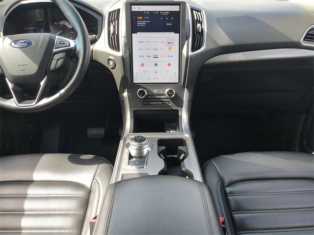 Used 2024 Ford Edge SEL image 17