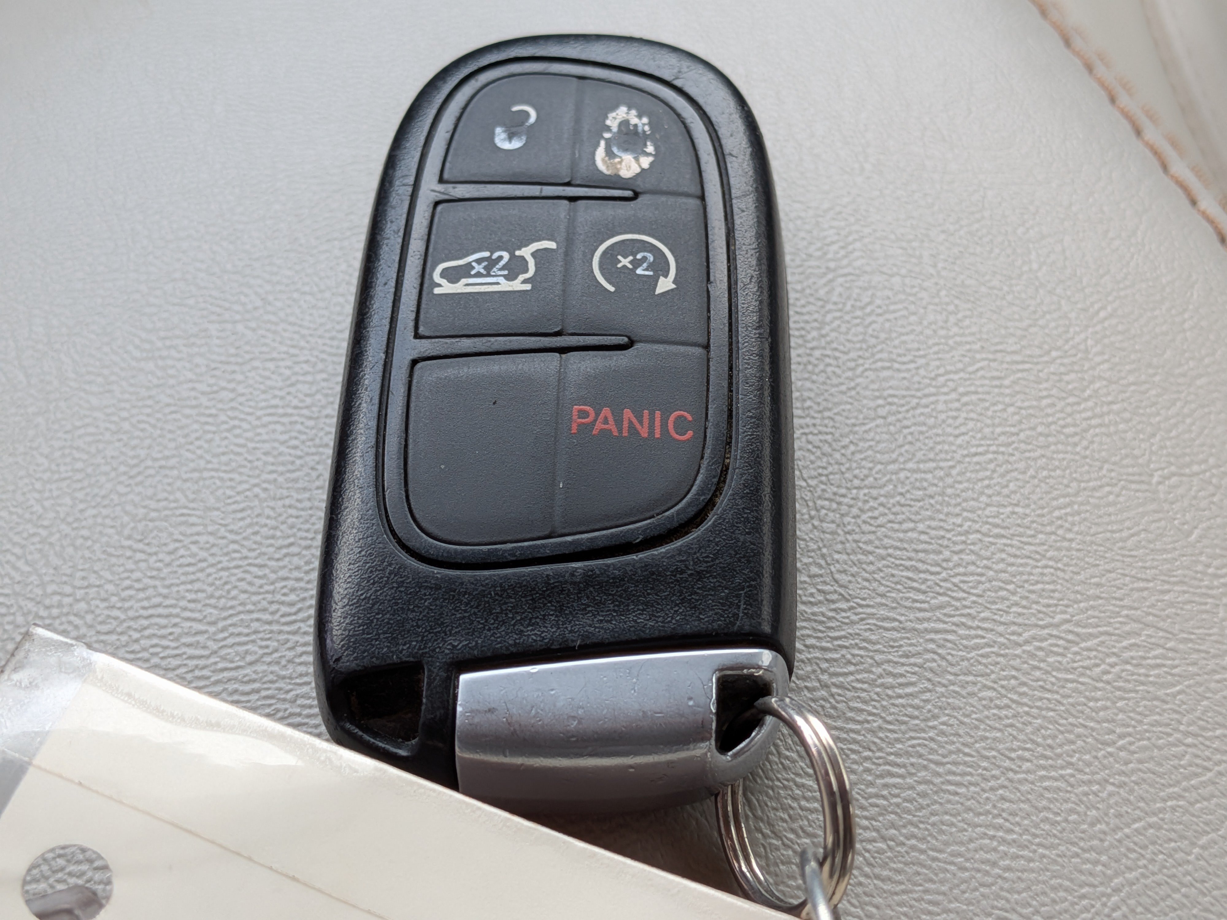 Used 2019 Jeep Cherokee Limited FWD image 35