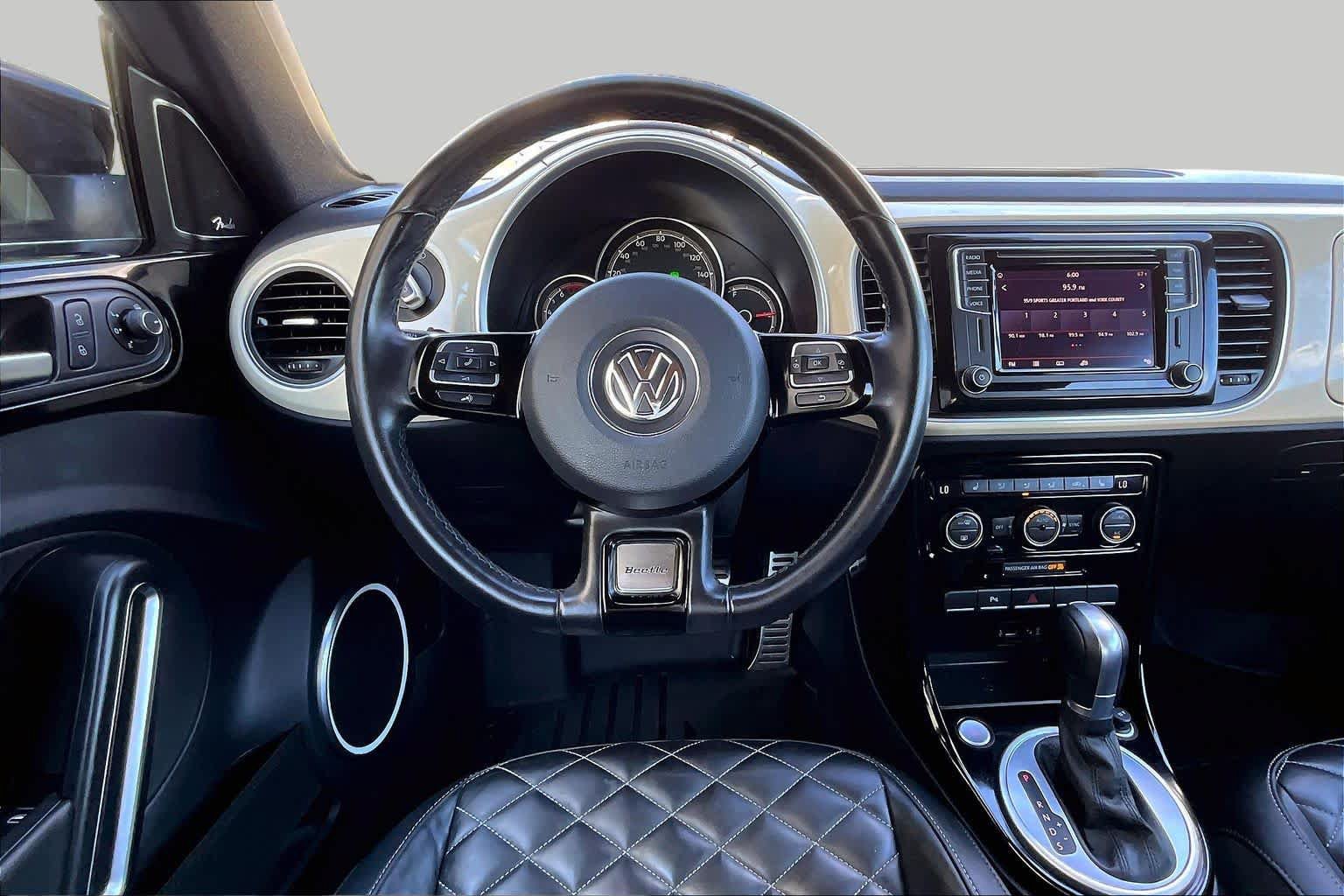 Used 2019 Volkswagen Beetle 2.0T Final Edition SEL FWD image 6