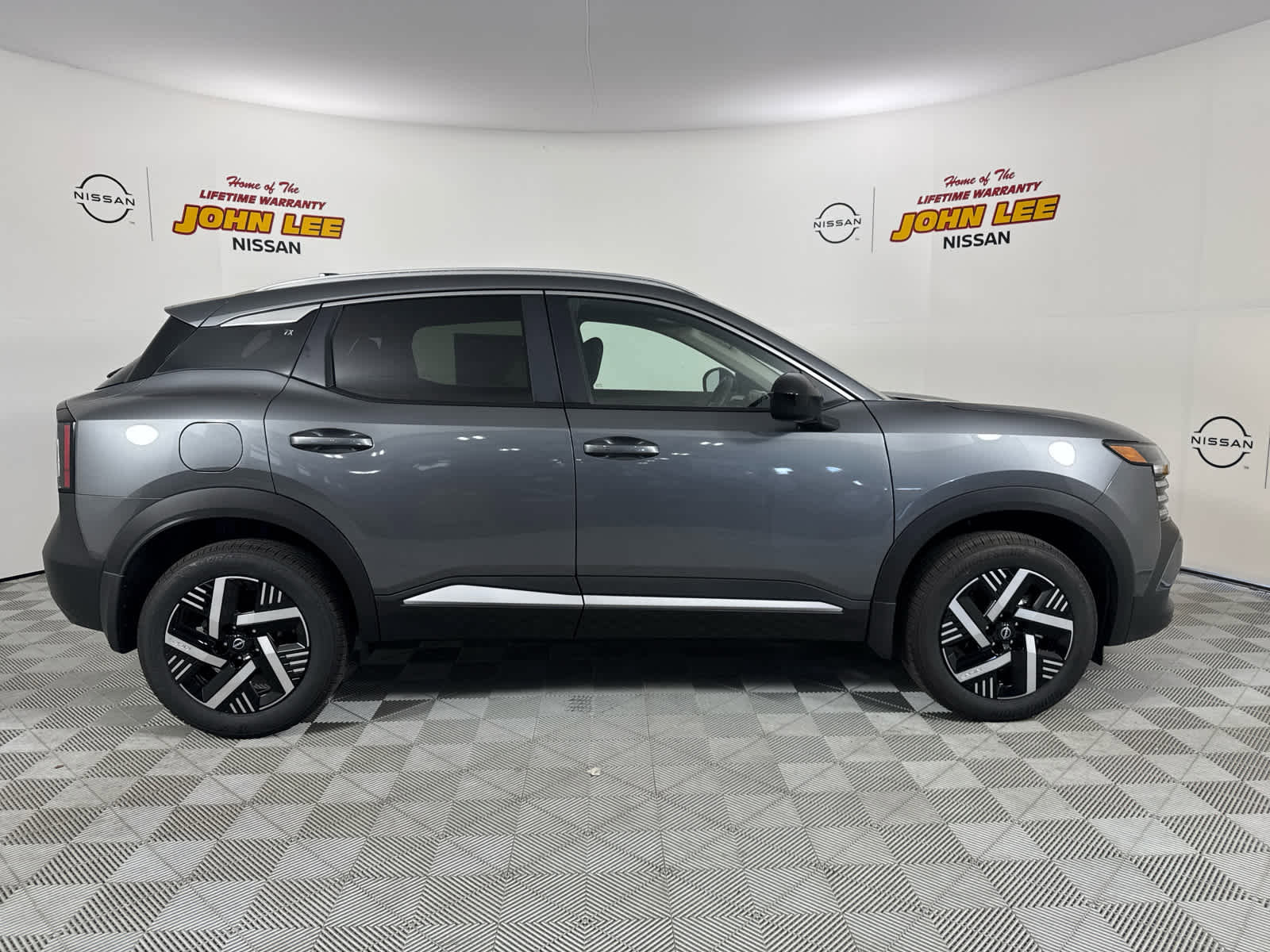 New 2026 Nissan Kicks SV w/ Illumination Package image 7