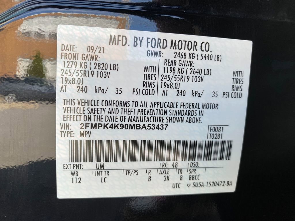 Used 2021 Ford Edge Titanium w/ Cargo Accessory Package image 32