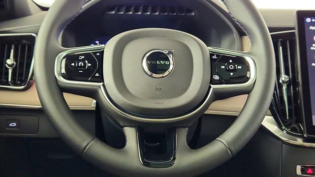 New 2026 Volvo XC90 B6 Plus w/ Protection Package Premier AWD/4WD image 25