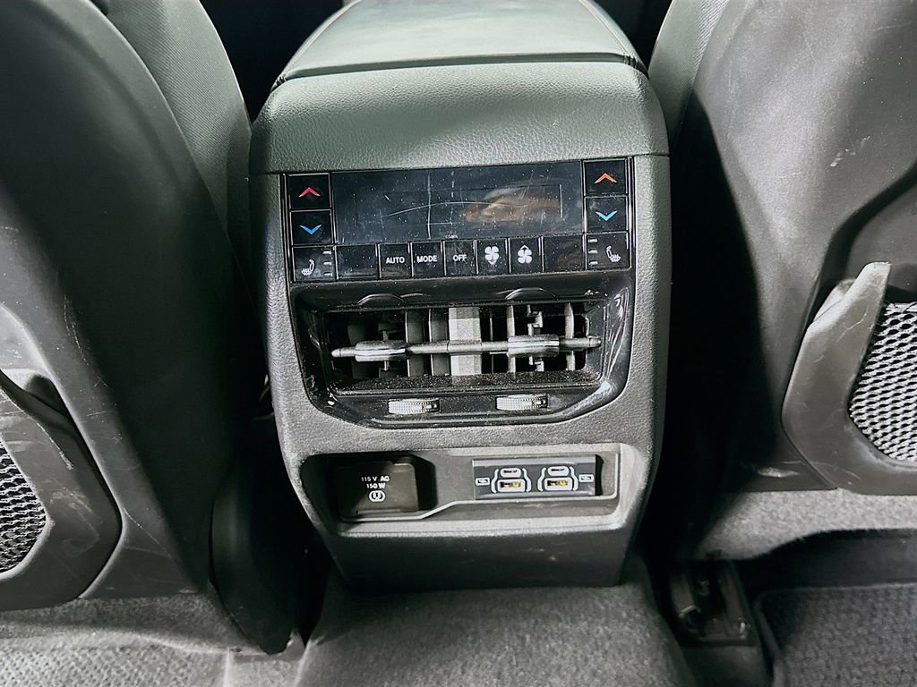 Used 2022 Jeep Grand Cherokee Summit AWD/4WD image 22